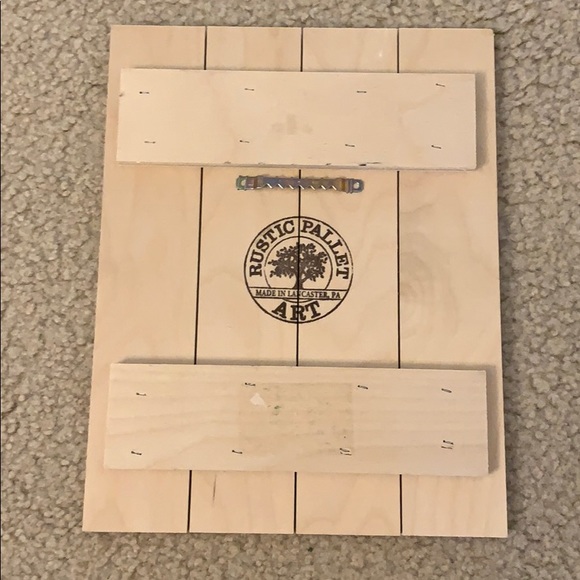 Wood pallet sign. - Picture 3 of 4